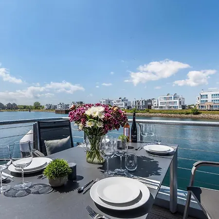 Botel Sunseeker 5*